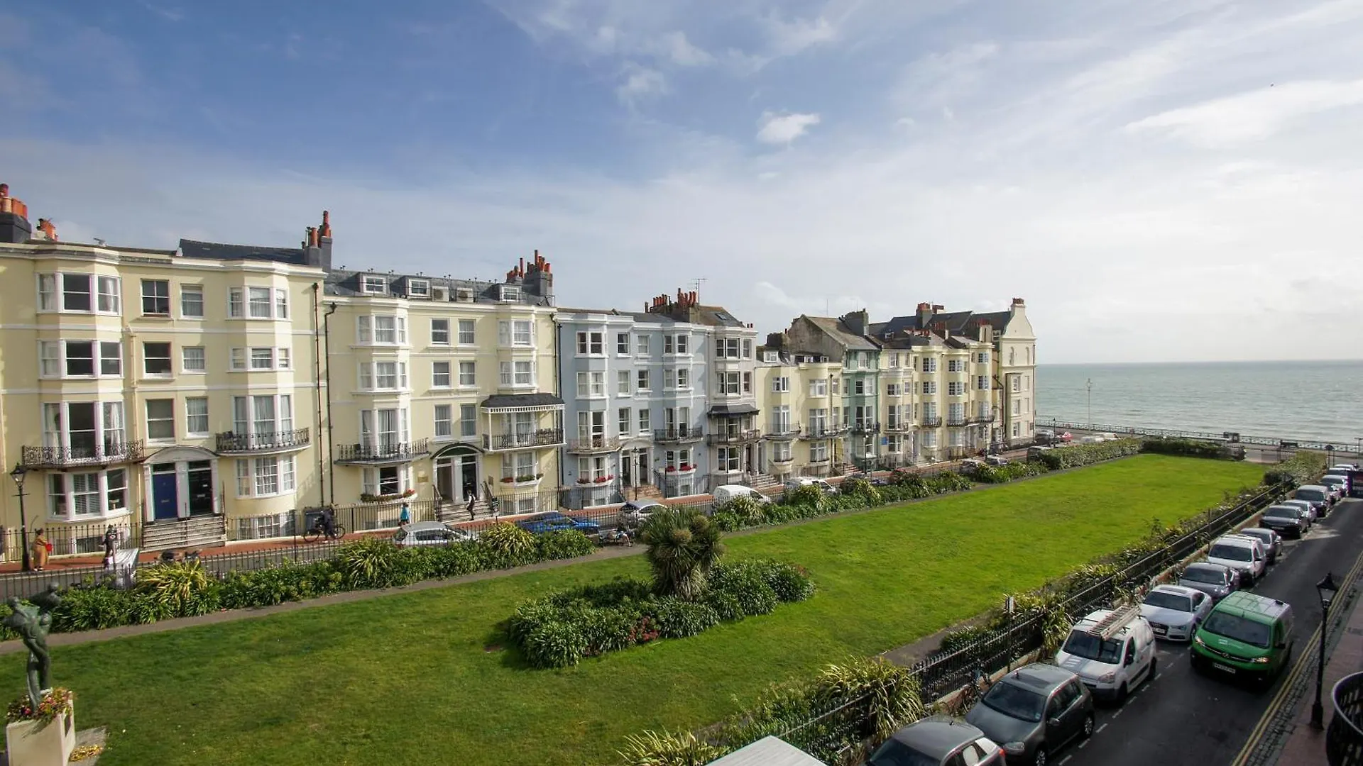 New Steine Apartment - Sea View - By Brighton Holiday Lets contacts